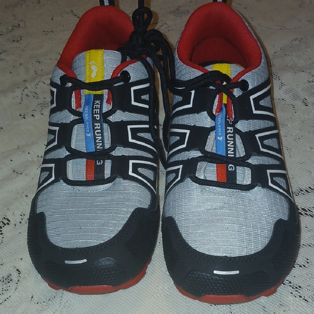 Speed 3 Keep Running shoes Stylish Red and Black Running Shoes.sz. EU 38 Unisex